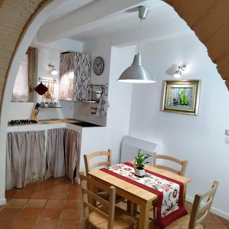 Dimora San Severino สเปลโล ภายนอก รูปภาพ
