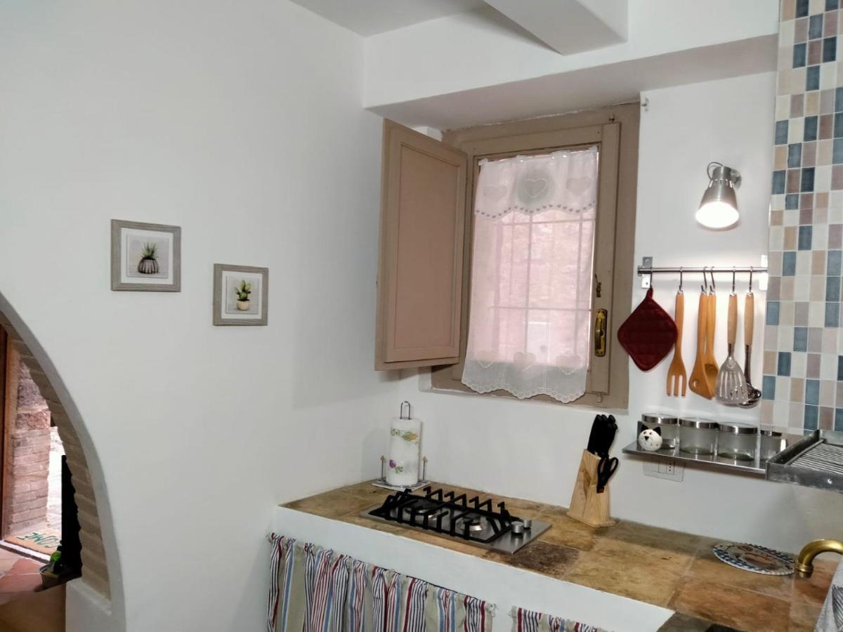 Dimora San Severino สเปลโล ภายนอก รูปภาพ